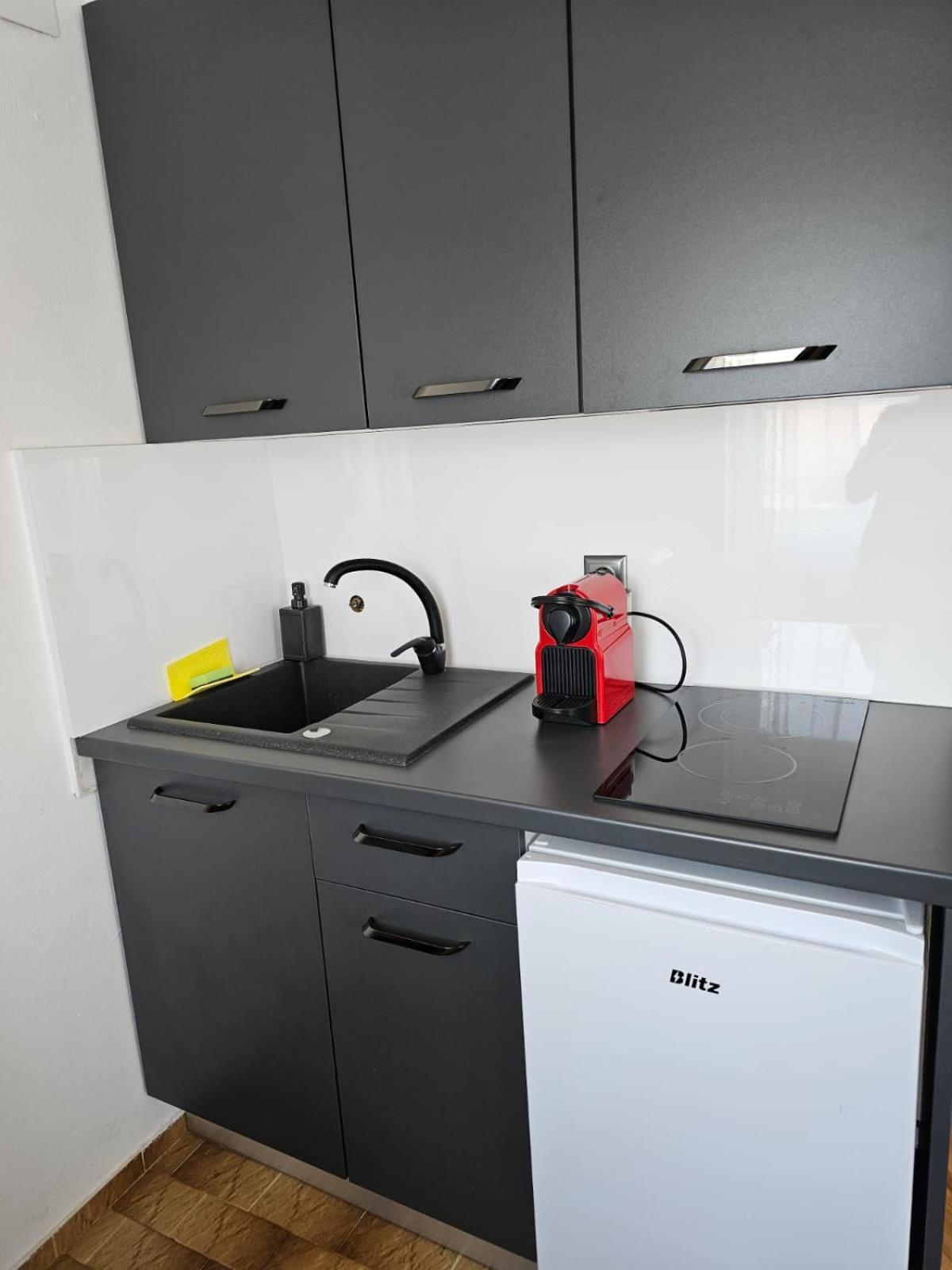 Apartmani Suhi Brod Medolino Esterno foto