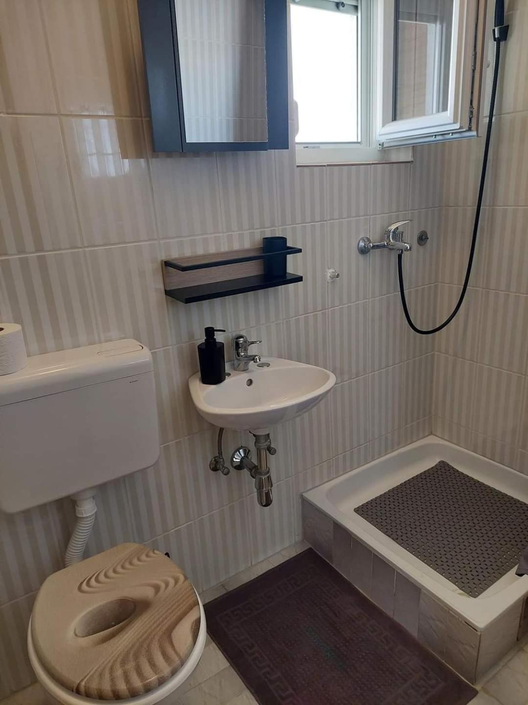 Apartmani Suhi Brod Medolino Esterno foto