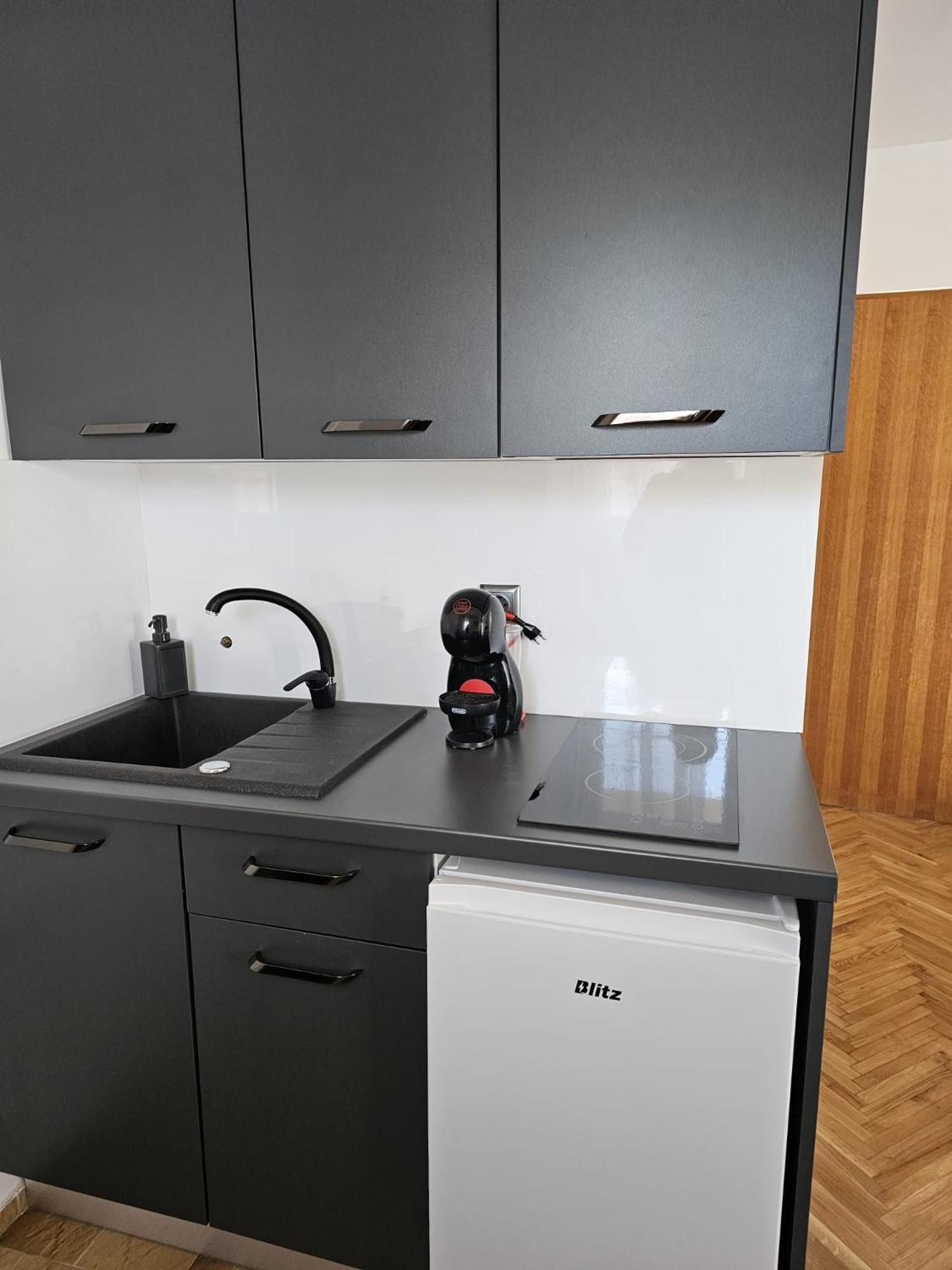 Apartmani Suhi Brod Medolino Esterno foto