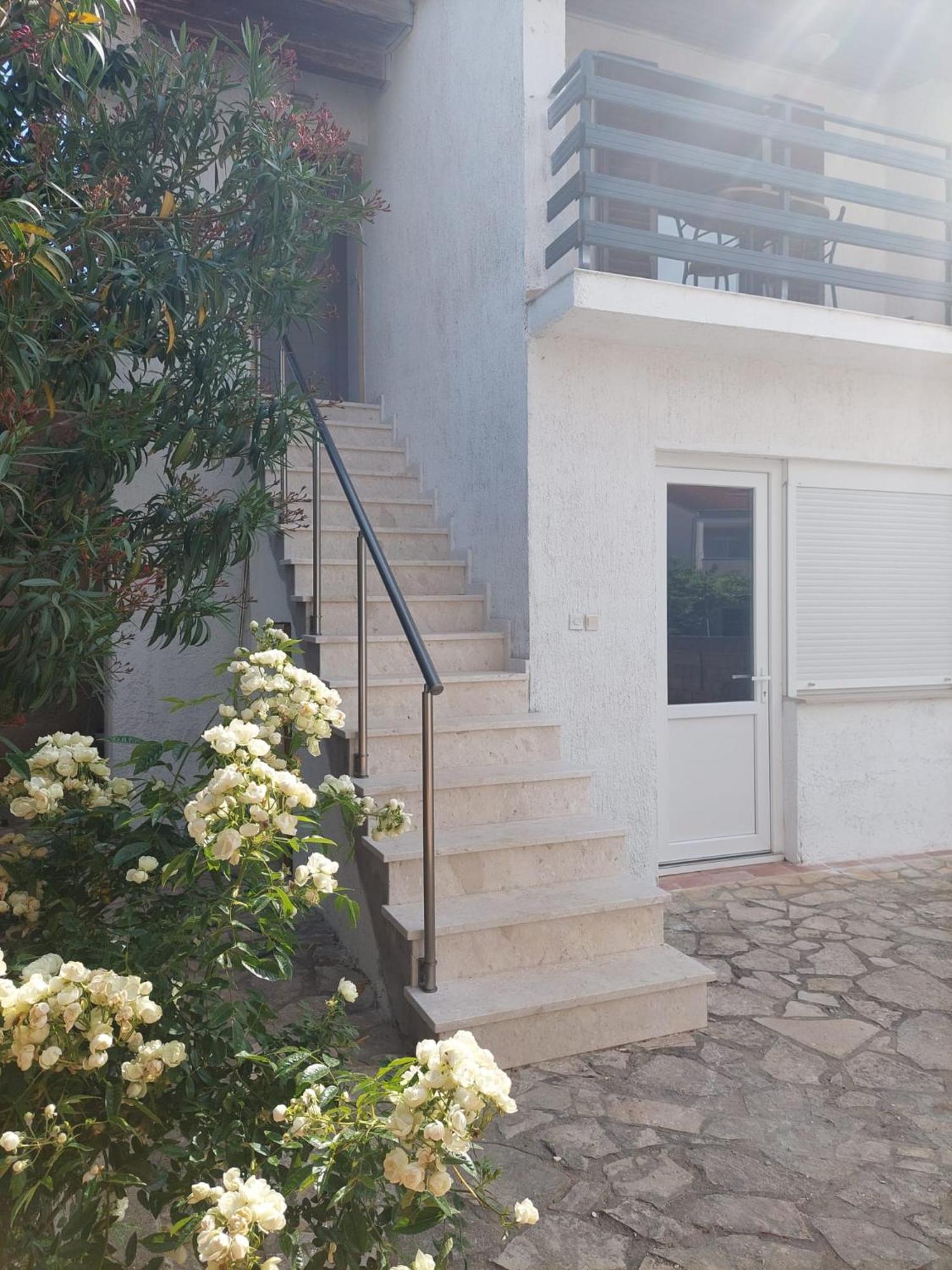 Apartmani Suhi Brod Medolino Esterno foto